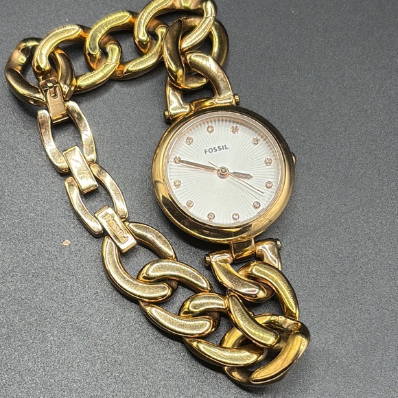 Fossil‎ Women's Gold Chain-Link Watch - Picture 5 of 6